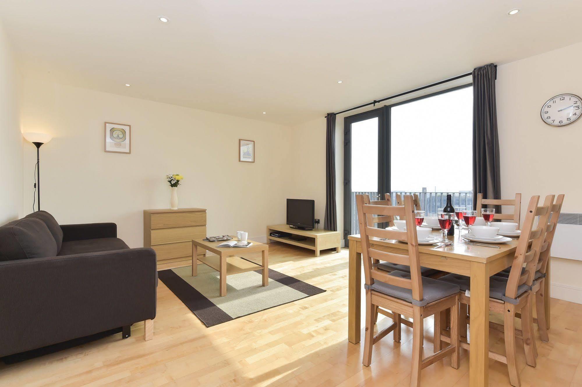 Beautiful 4-Bedroom Flat In London Bridge/Borough! エクステリア 写真